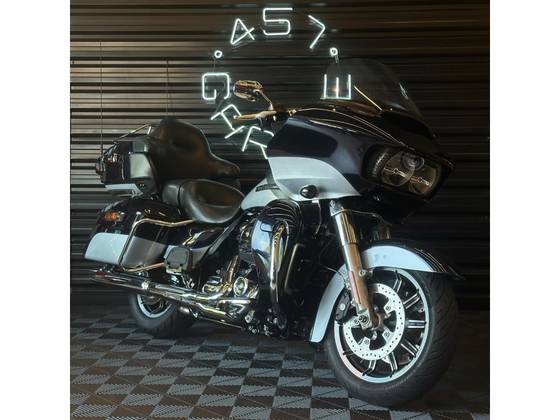 HARLEY-DAVIDSON ROAD GLIDE ULTRA 